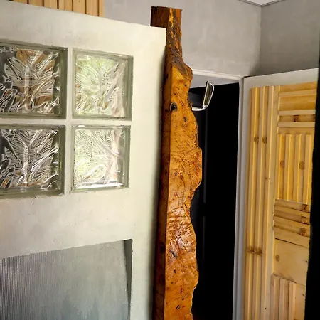 Bed & Breakfast Moulin Bas, Pres De La Riviere 3*