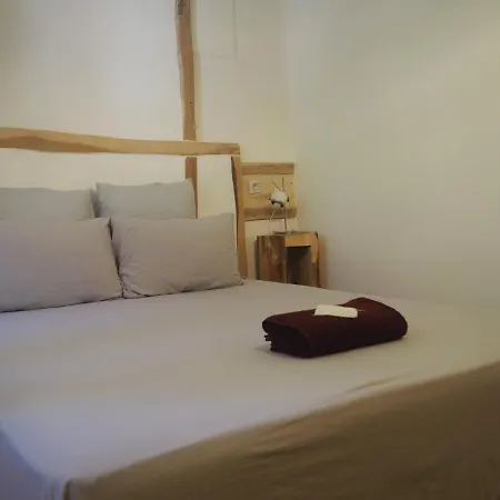 Moulin Bas, Pres De La Riviere 3*