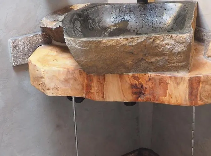 Moulin Bas, Prés De La Rivière Carnac-Rouffiac