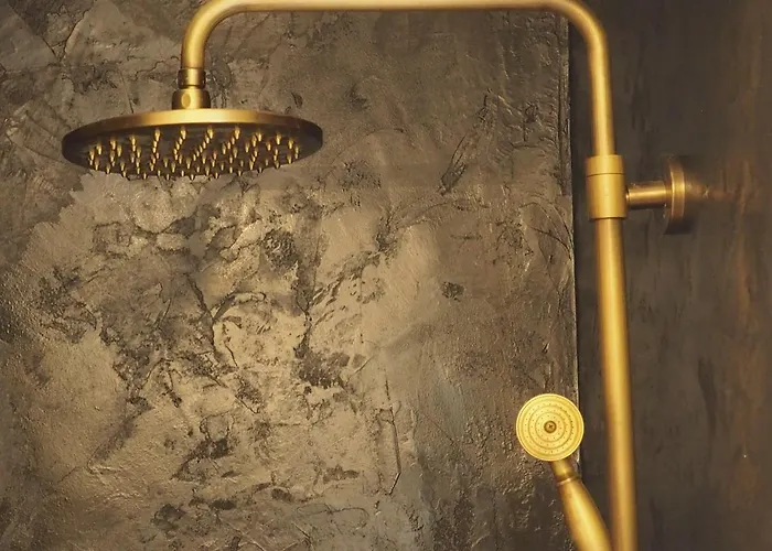 Moulin Bas, Prés De La Rivière 3*